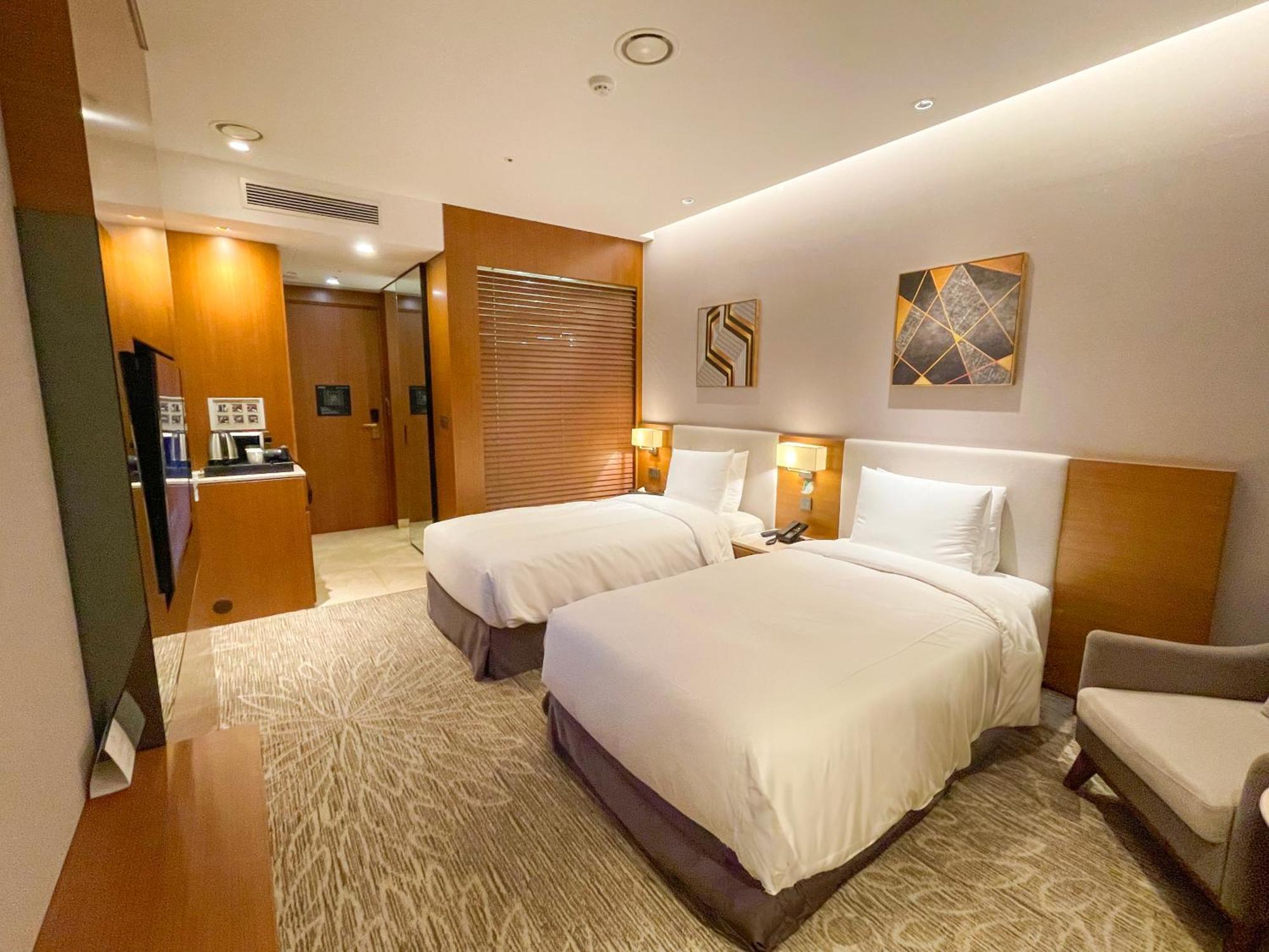 Hotel Skypark Central Seoul Pangyo Соннам Экстерьер фото